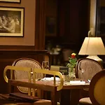 Apollo Hotel
