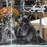 Apollo Hotel 4*