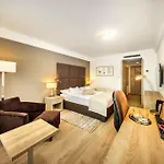 Hotel Apollo 4*
