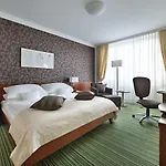 Apollo Hotel