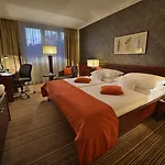 Hotel Apollo Pressburg