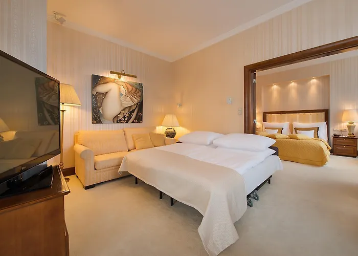 Apollo 4* ברטיסלאבה