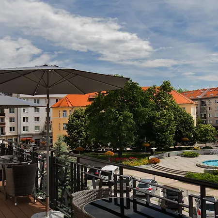Apollo Hotell